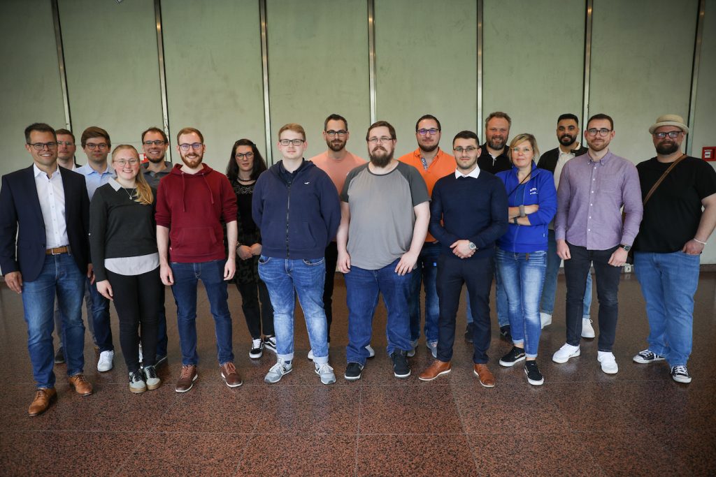 MR-Team-Website Ein Rund 20-köpfiges Team unterstützt den Support der Mobile Retter-App.